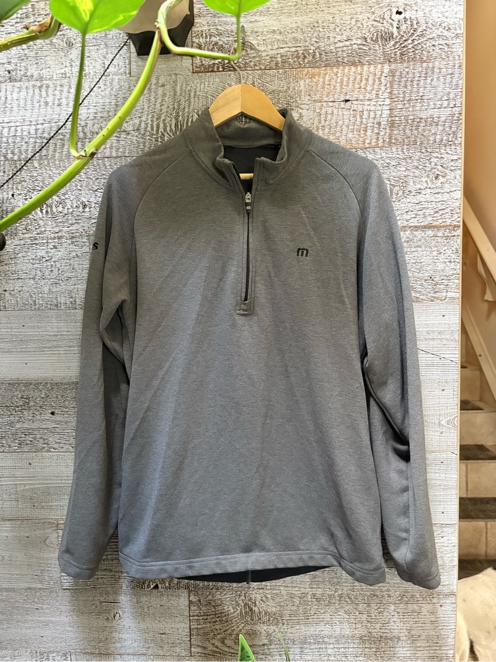 Travis Mathew | Upgraded 1/4-Zip Golf Pullover Sweatshirt - Men's L, Gray